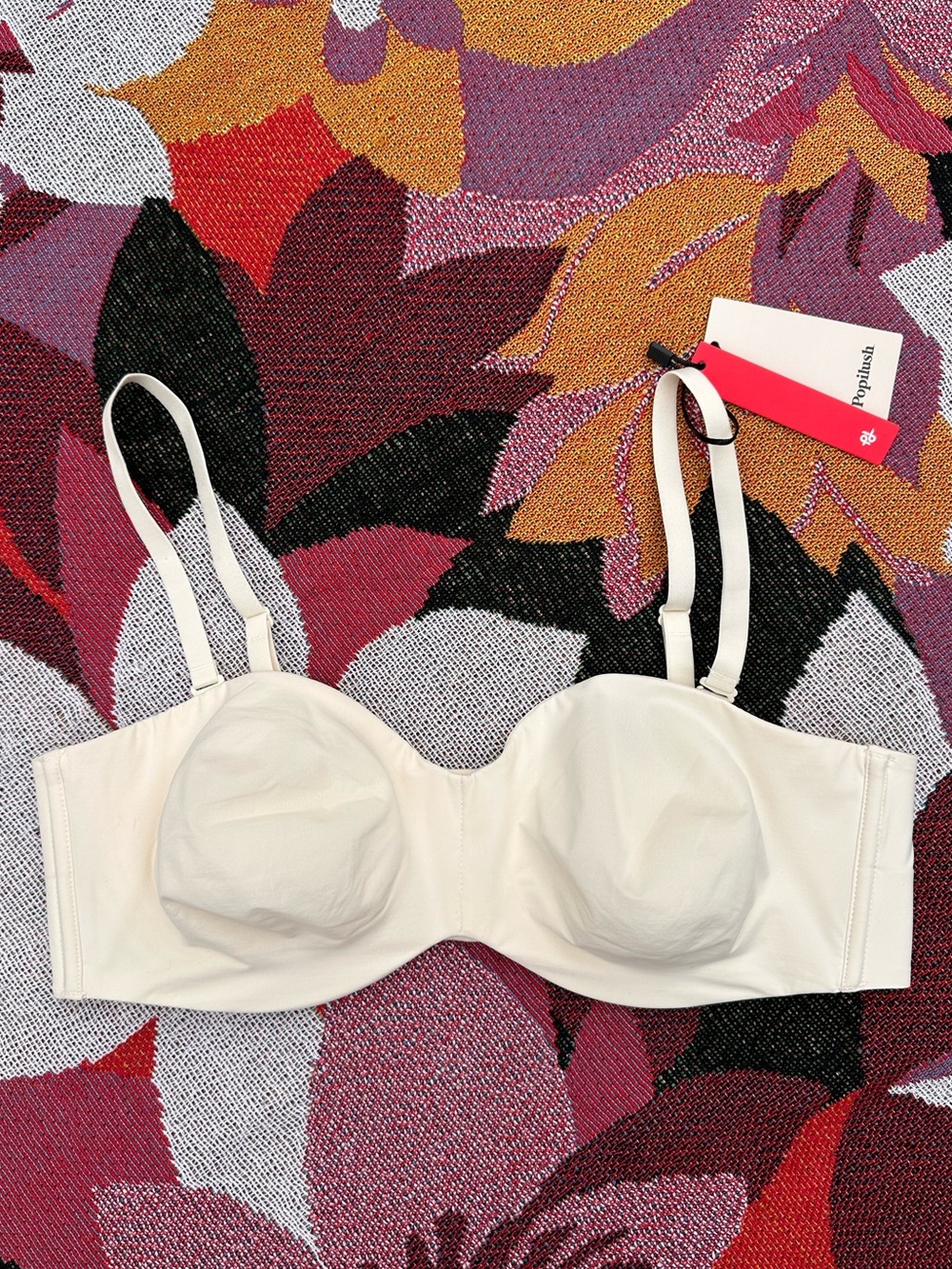 Popilush Convertible Strapless Bra in Cream with Removable Straps NWT
